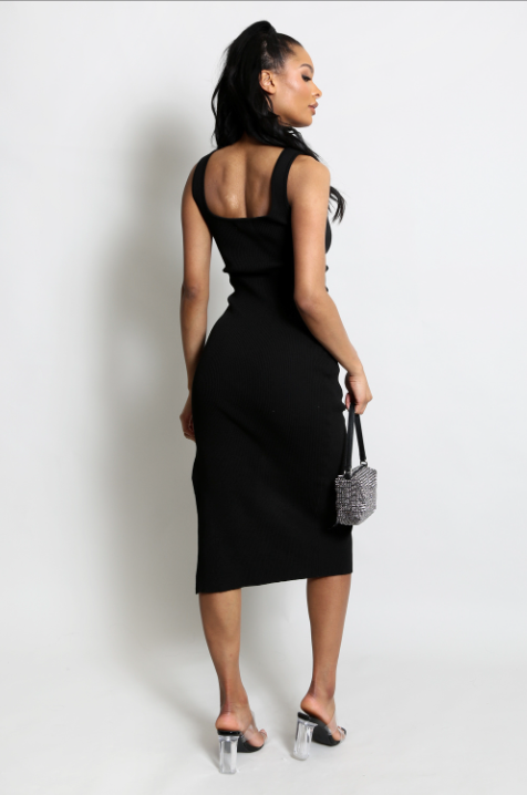 Sonia fitted Midi dress In Black