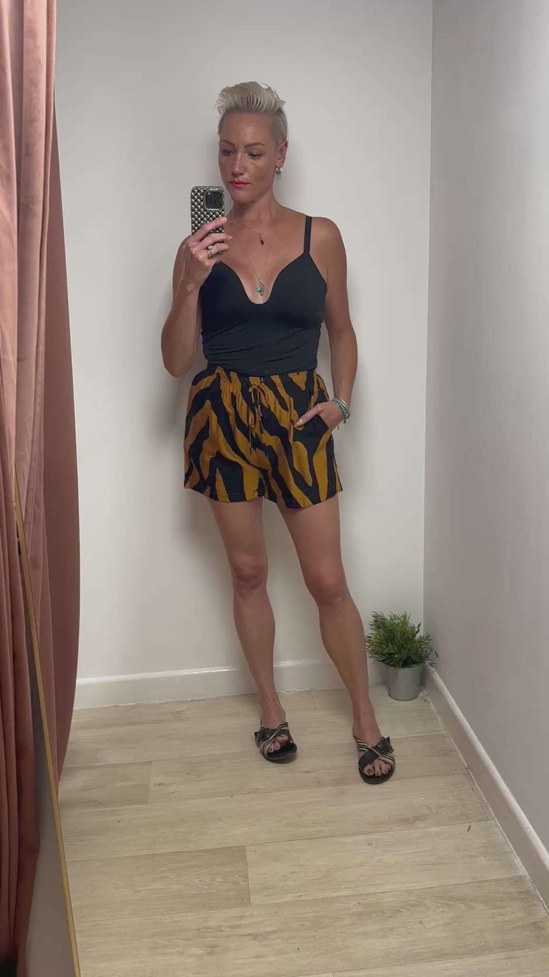 Nora Shorts