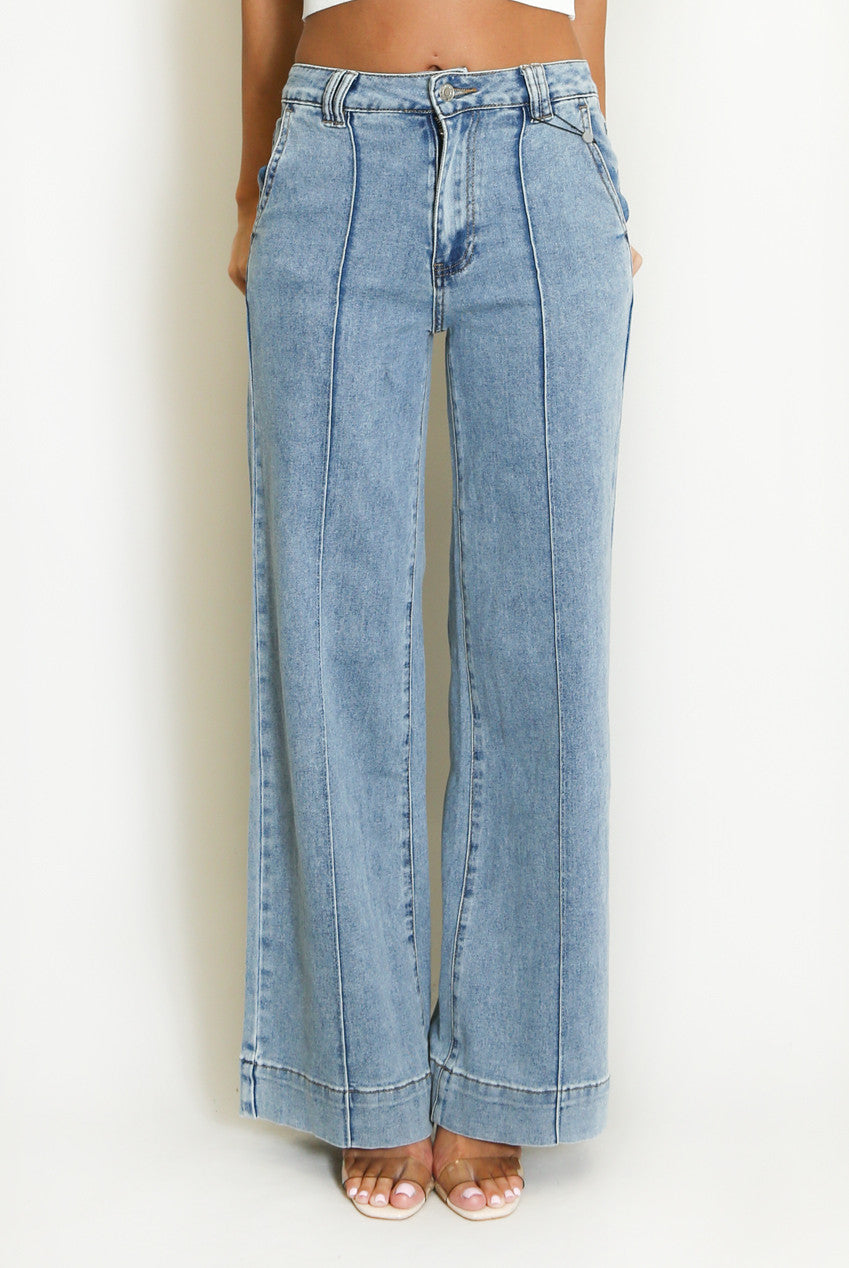 Jayla Jeans in Stone Wash Blue